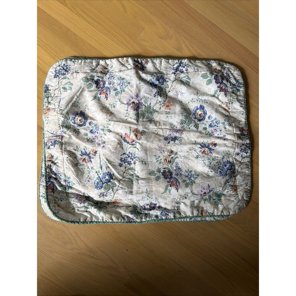 Vtg Laura Ashley Standard Pillow Shams Pair 80s Cottage Grandmillenial Shabby